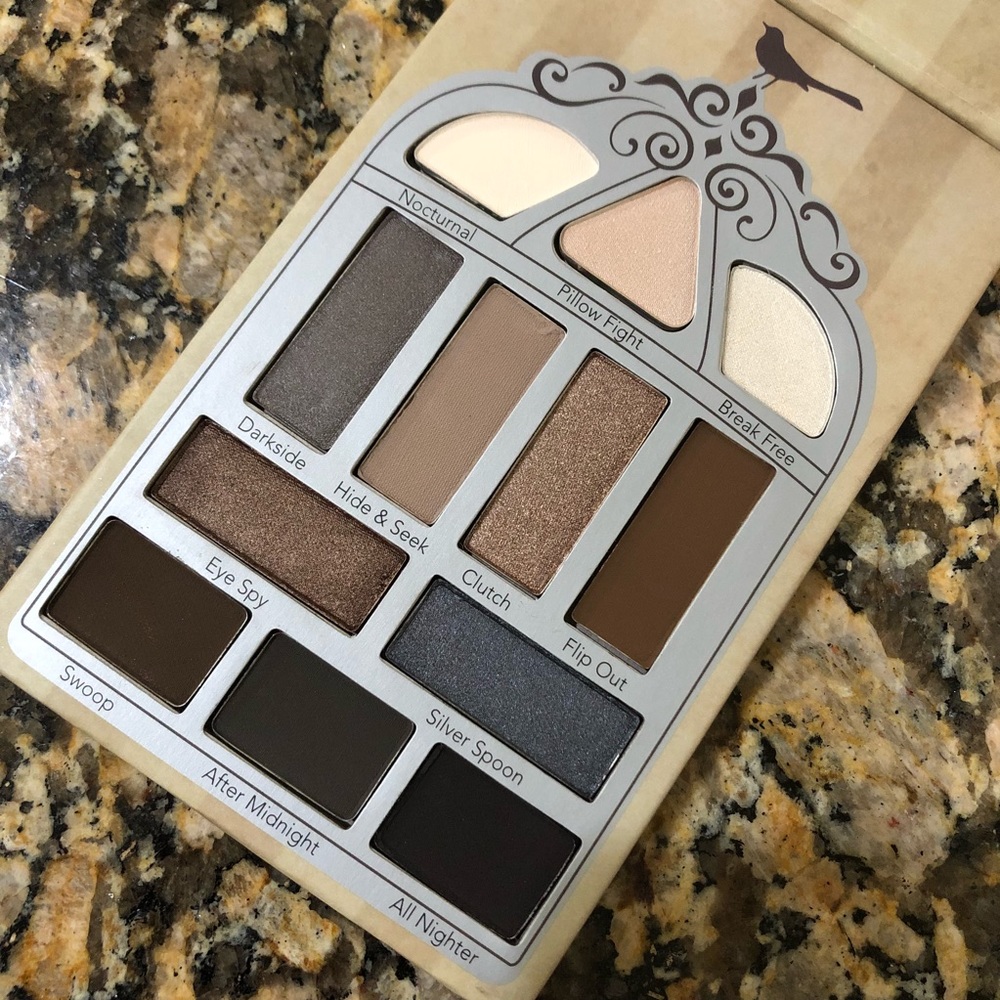 Pretty Vulgar Nightingale Eyeshadow Palette